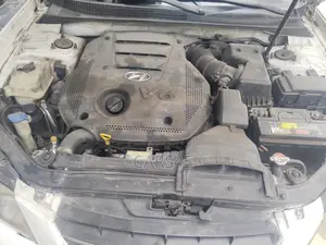Hyundai Sonata 2009 White