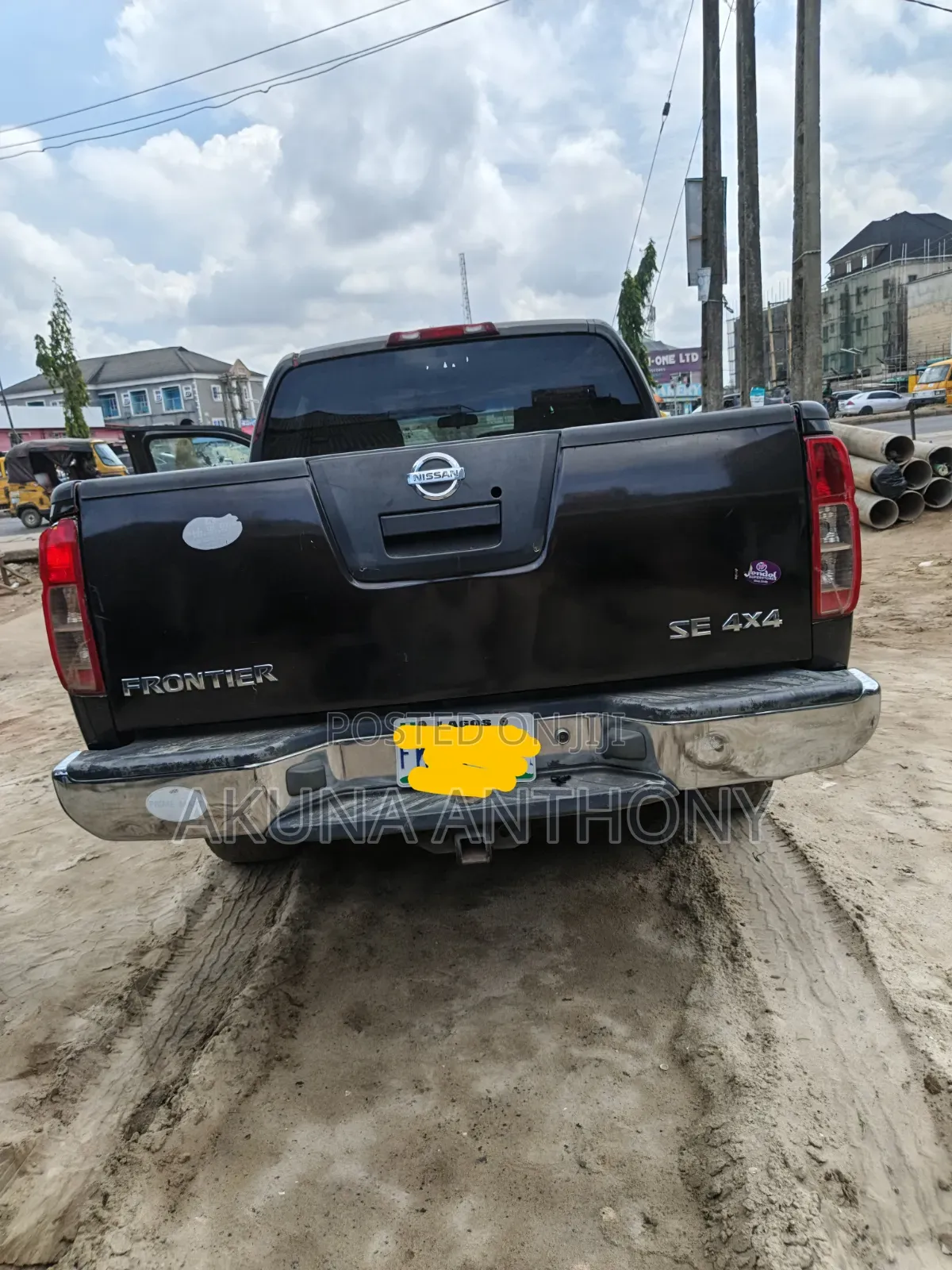 Nissan Frontier 2006 Black