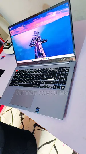 Laptop Asus VivoBook 15 X505BA 8GB Intel Core i5 SSD 256GB