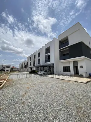 3bdrm Apartment in Karmo for sale