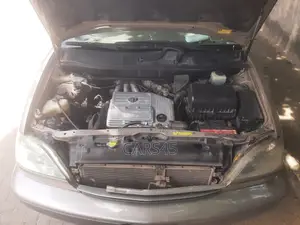 Lexus RX 2001 Gold