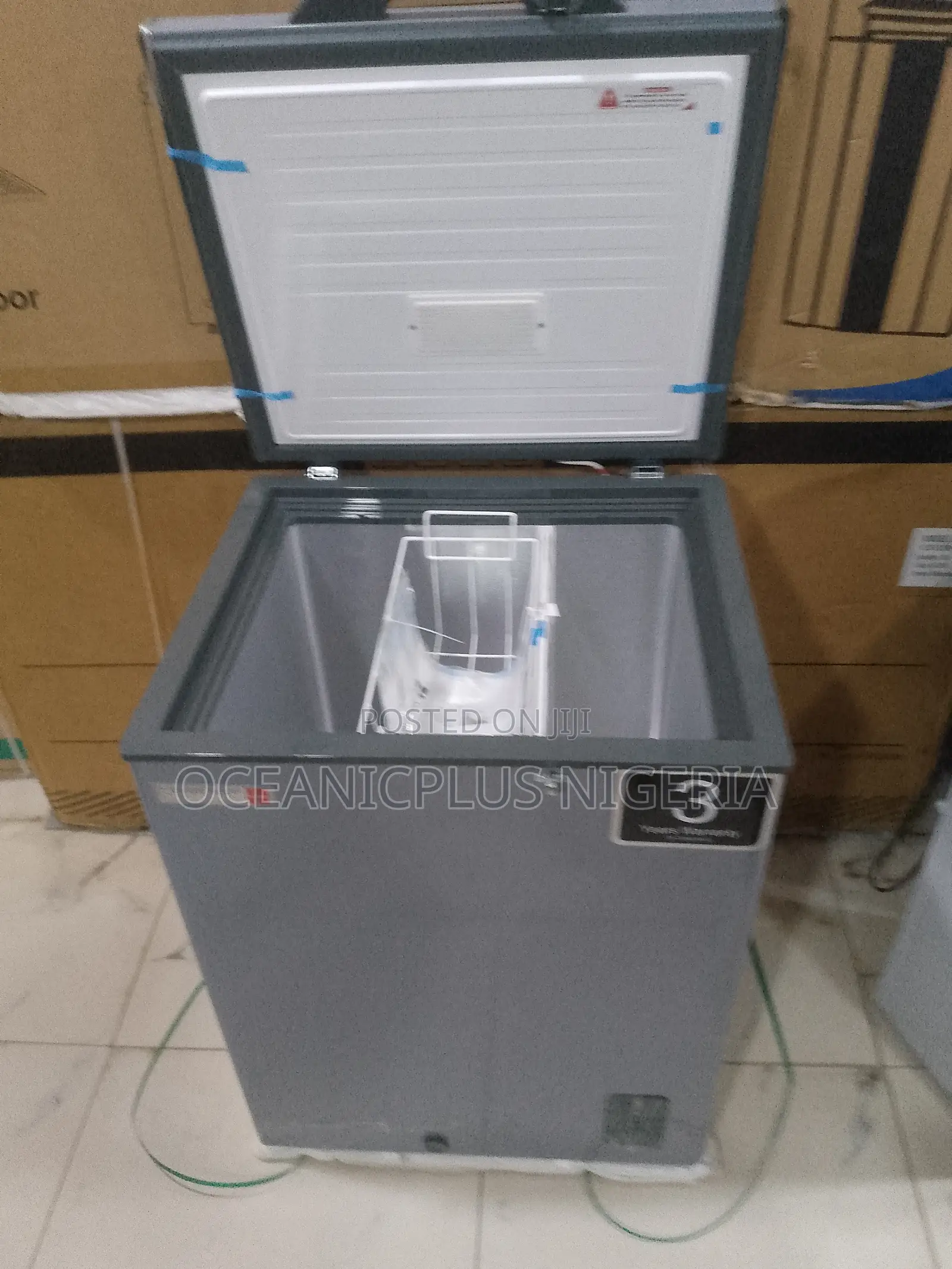 Scanfrost Sfl151 Large Storage Capacity Freezer
