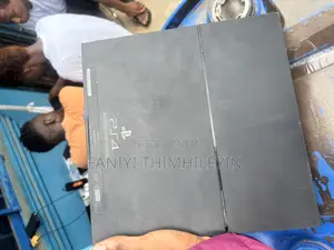 Neatly Used Ps4 With 2 Pads