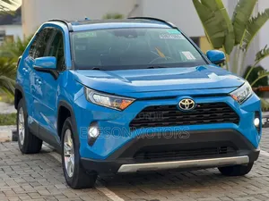 Toyota RAV4 XLE Premium AWD 2020 Blue