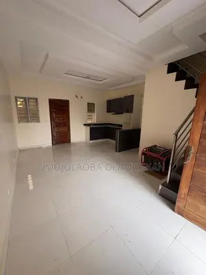 3bdrm Duplex in Ikota for rent