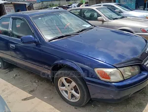 Toyota Camry LE 4dr Sedan (2.2L 4cyl 4A) 2001 Blue