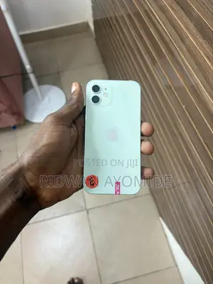 Apple iPhone 12 128 GB Green