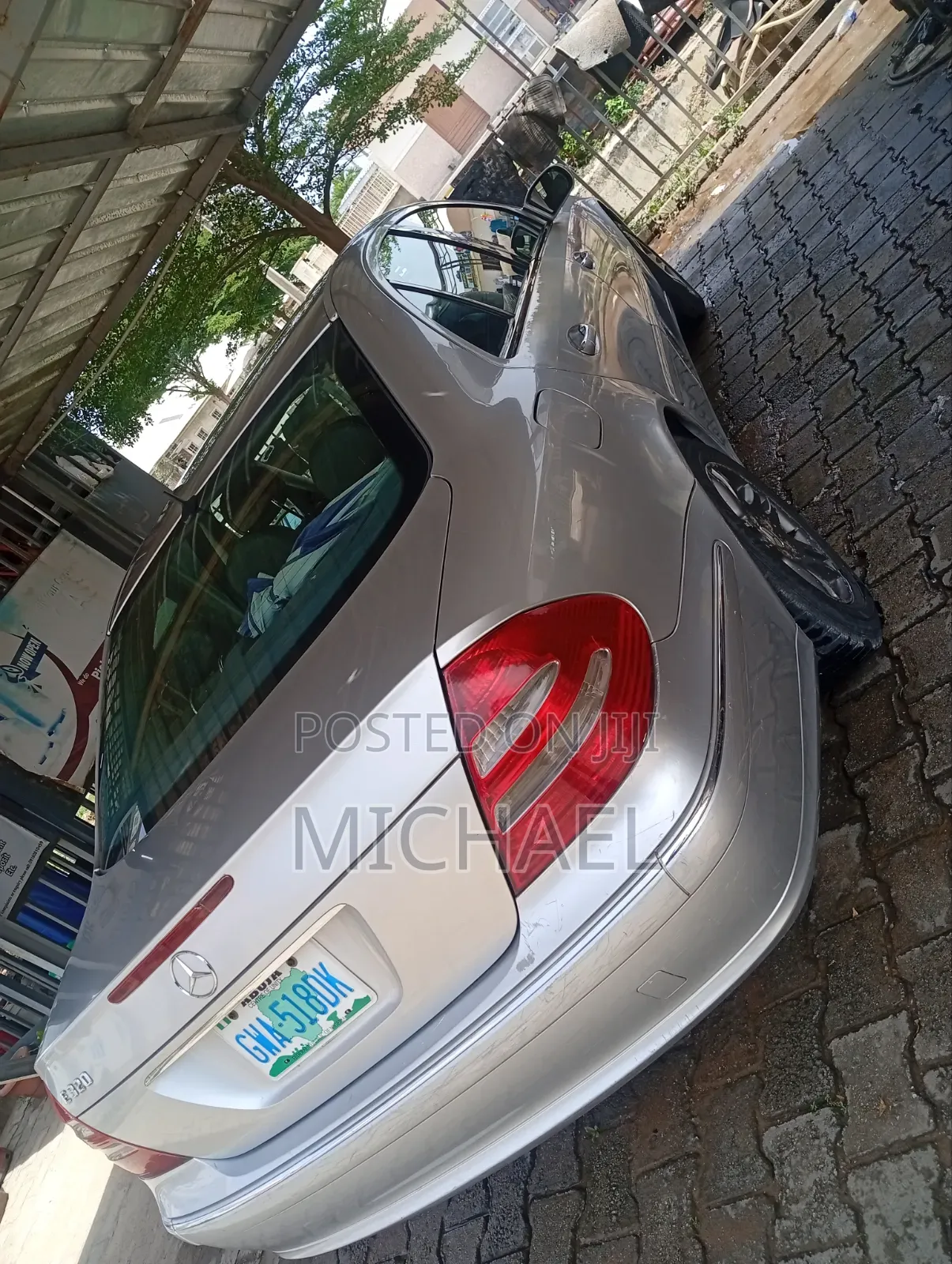 Mercedes-Benz E320 2004 Silver