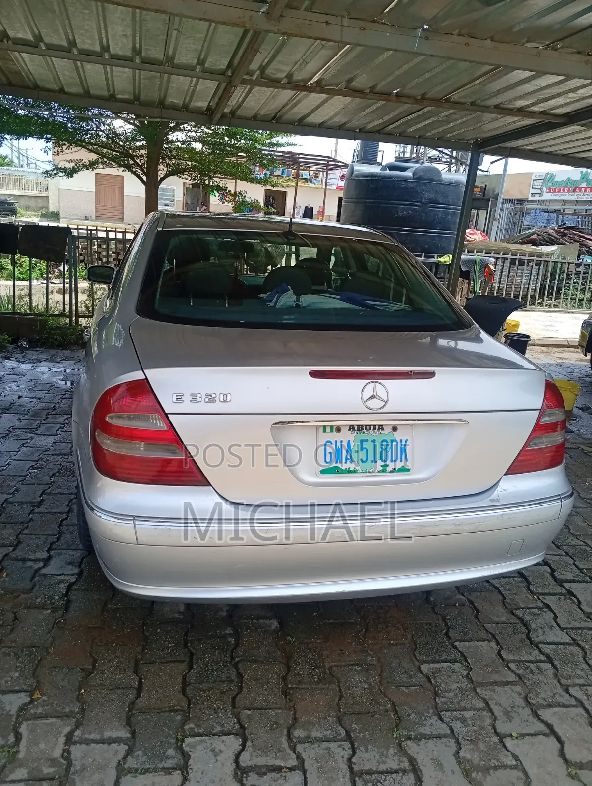 Mercedes-Benz E320 2004 Silver