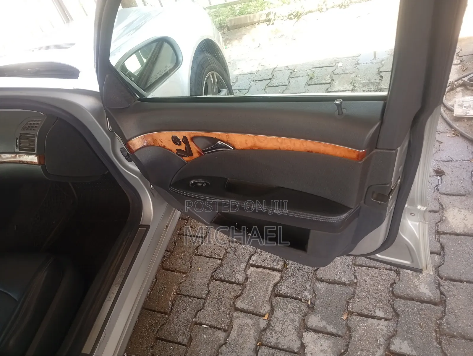 Mercedes-Benz E320 2004 Silver