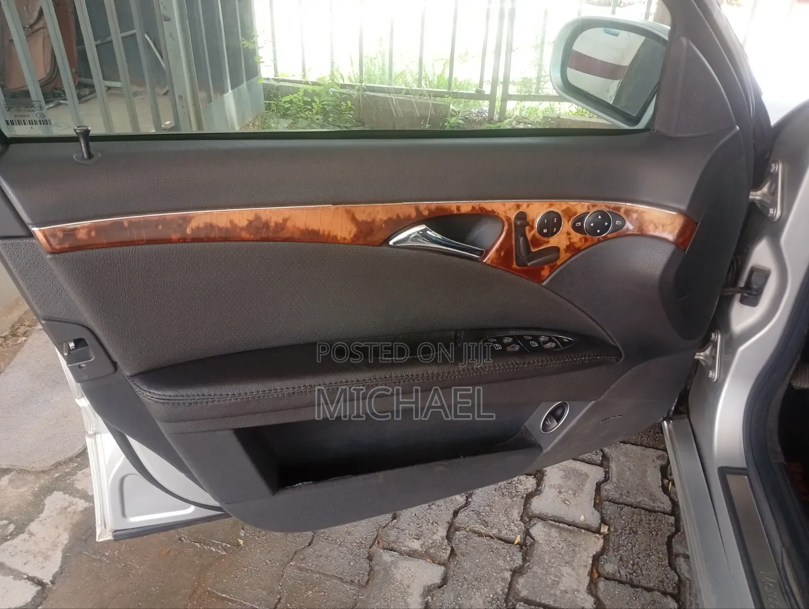 Mercedes-Benz E320 2004 Silver