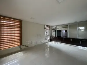 4bdrm Block of Flats in Wuse 2 for rent