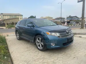 Toyota Venza V6 2010 Blue
