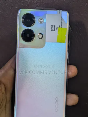 Oppo Reno9 256 GB Gold
