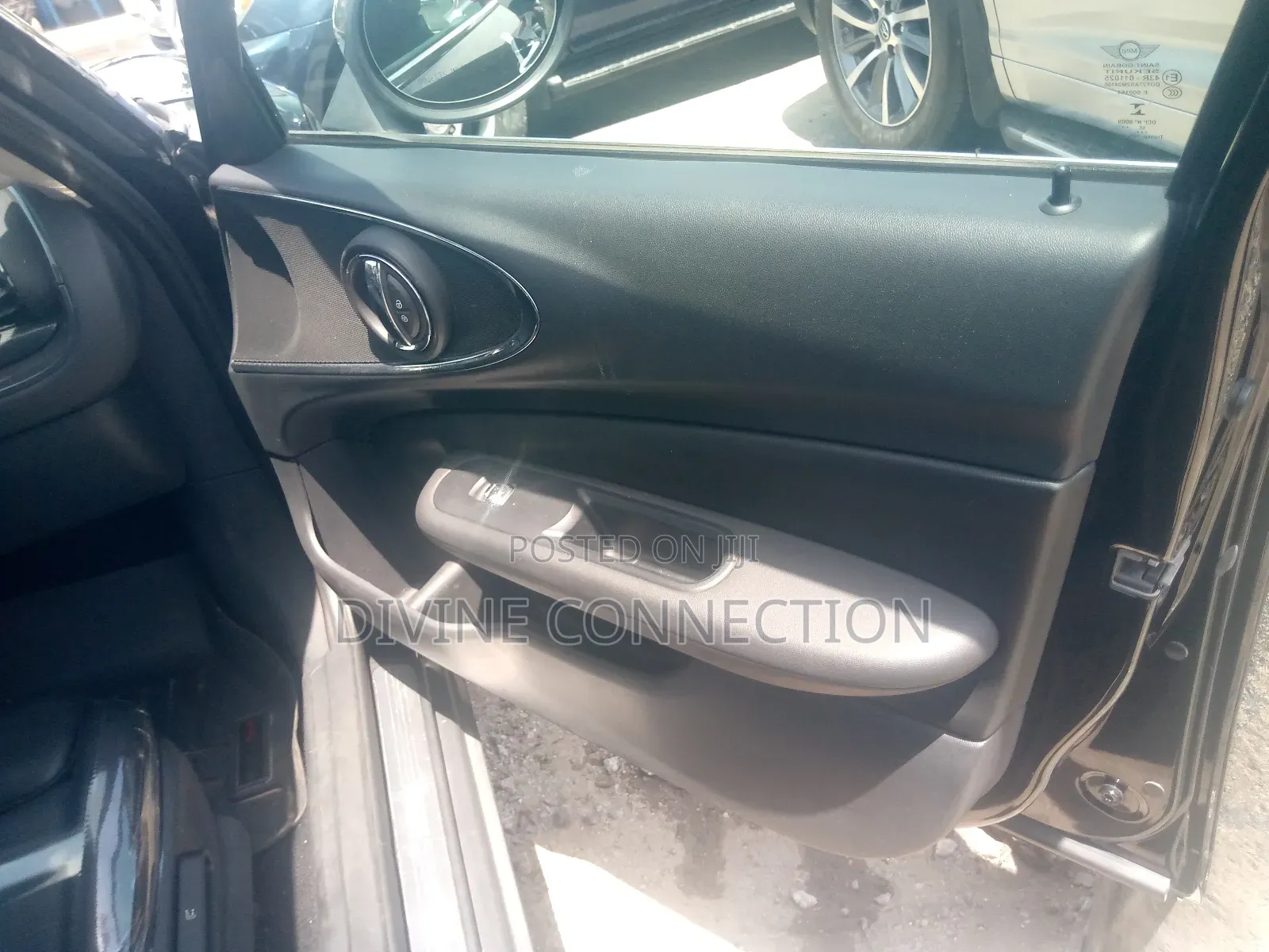 Car 2016 Black