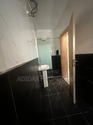 4bdrm Duplex in Ogudu Gra Phase2 for rent