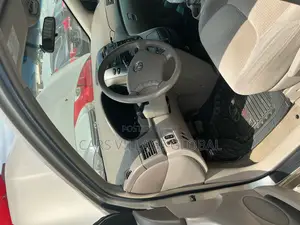 Toyota Sienna 2007 Gold