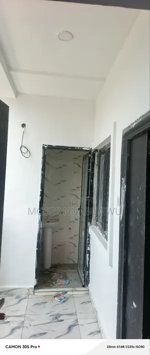 3bdrm Block of Flats in Alcon Estate, Woji for rent