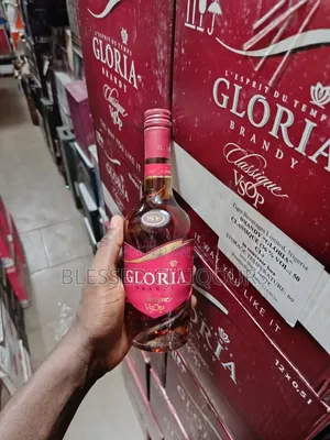 Gloria Brandy by 12