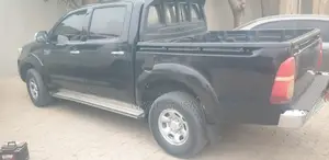 Toyota Hilux 2014 Black