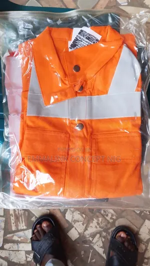 Coveralls Different Size And Colors