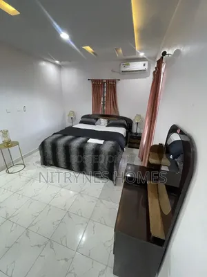 4 Bedroom Duplex