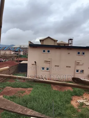 3bdrm Block of Flats in Enugu for rent