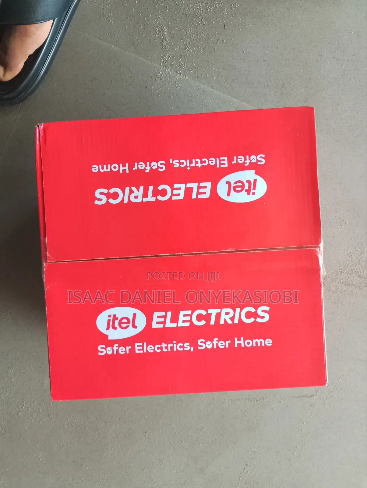 Itel D5642w Ac/Dc Solar Fan