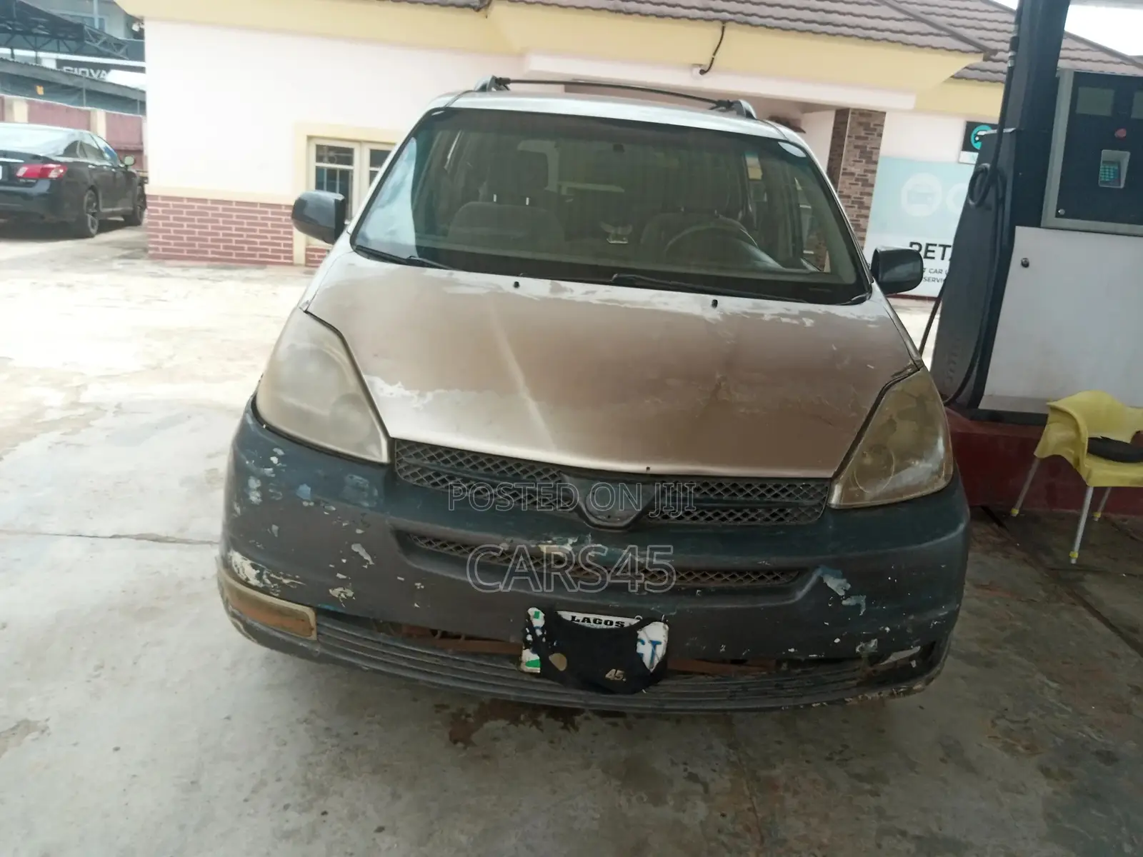 Toyota Sienna 2004 Gold