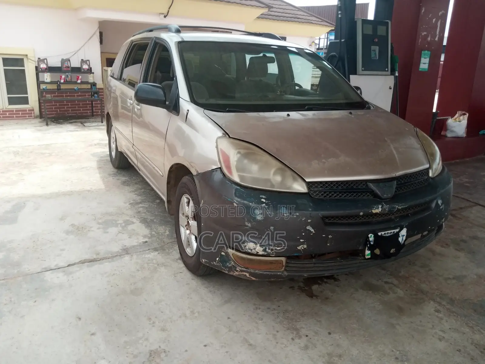 Toyota Sienna 2004 Gold
