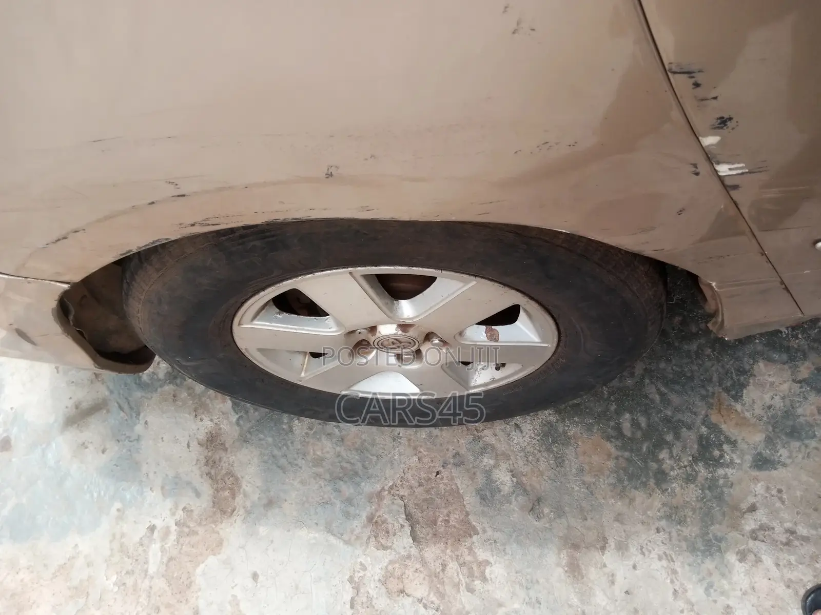 Toyota Sienna 2004 Gold