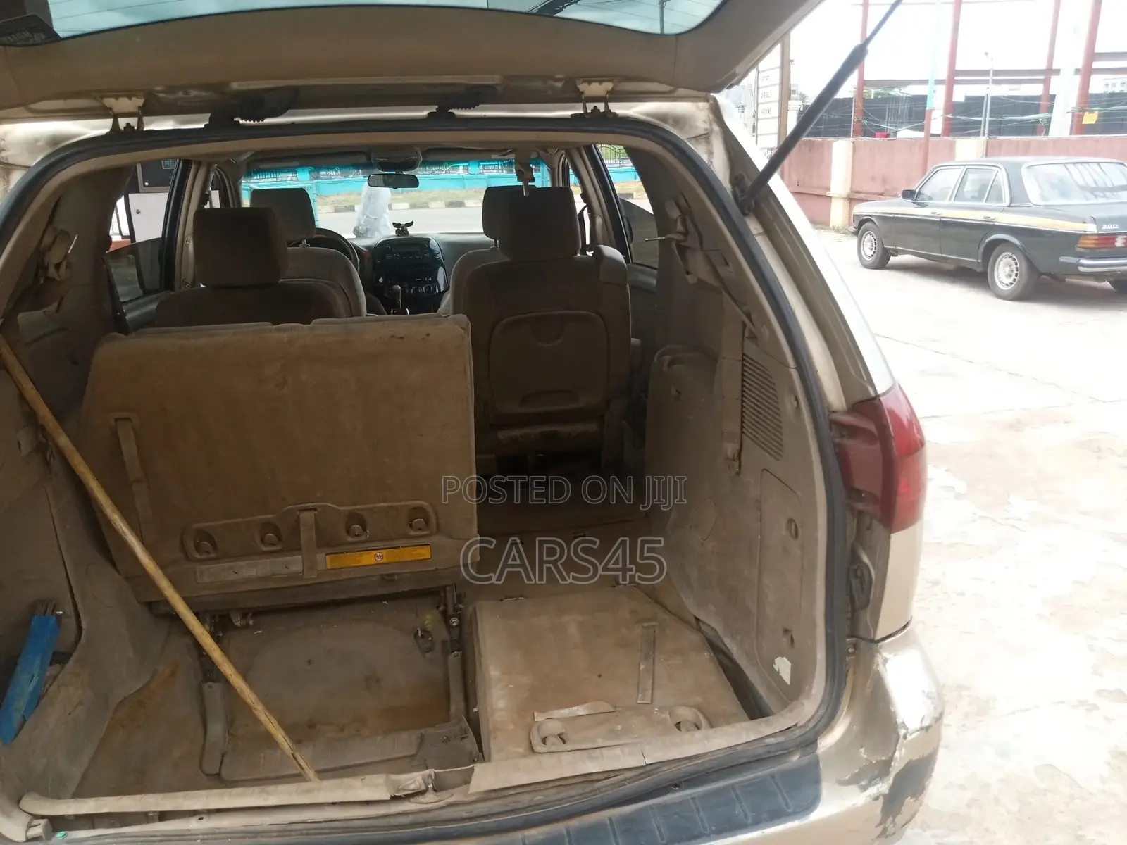 Toyota Sienna 2004 Gold