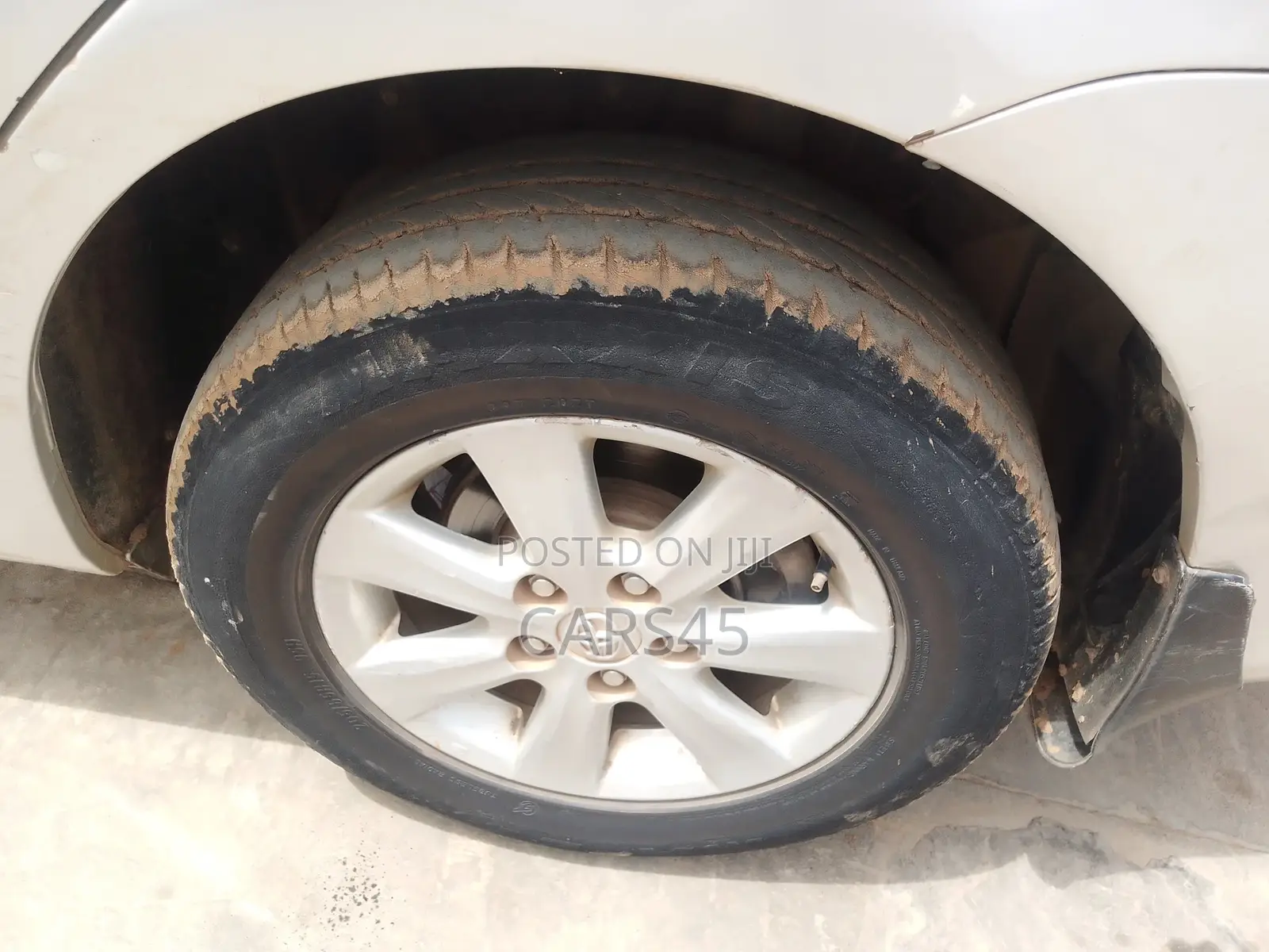 Toyota Corolla 2010 Silver