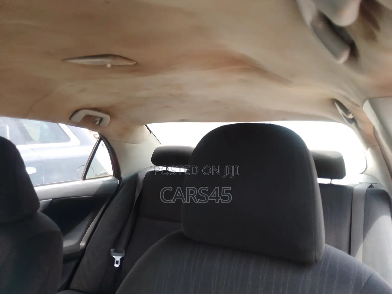 Toyota Corolla 2010 Silver