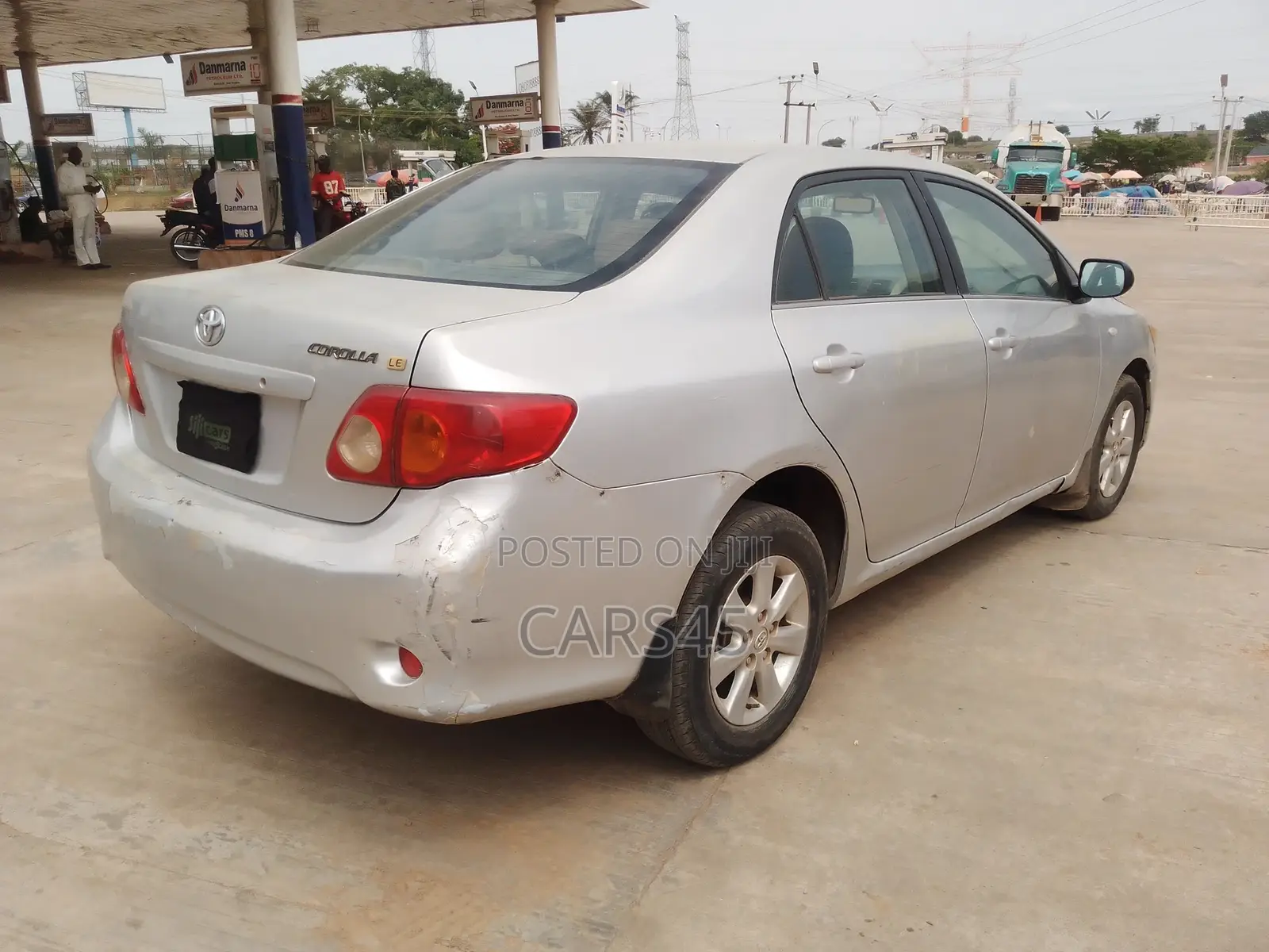 Toyota Corolla 2010 Silver