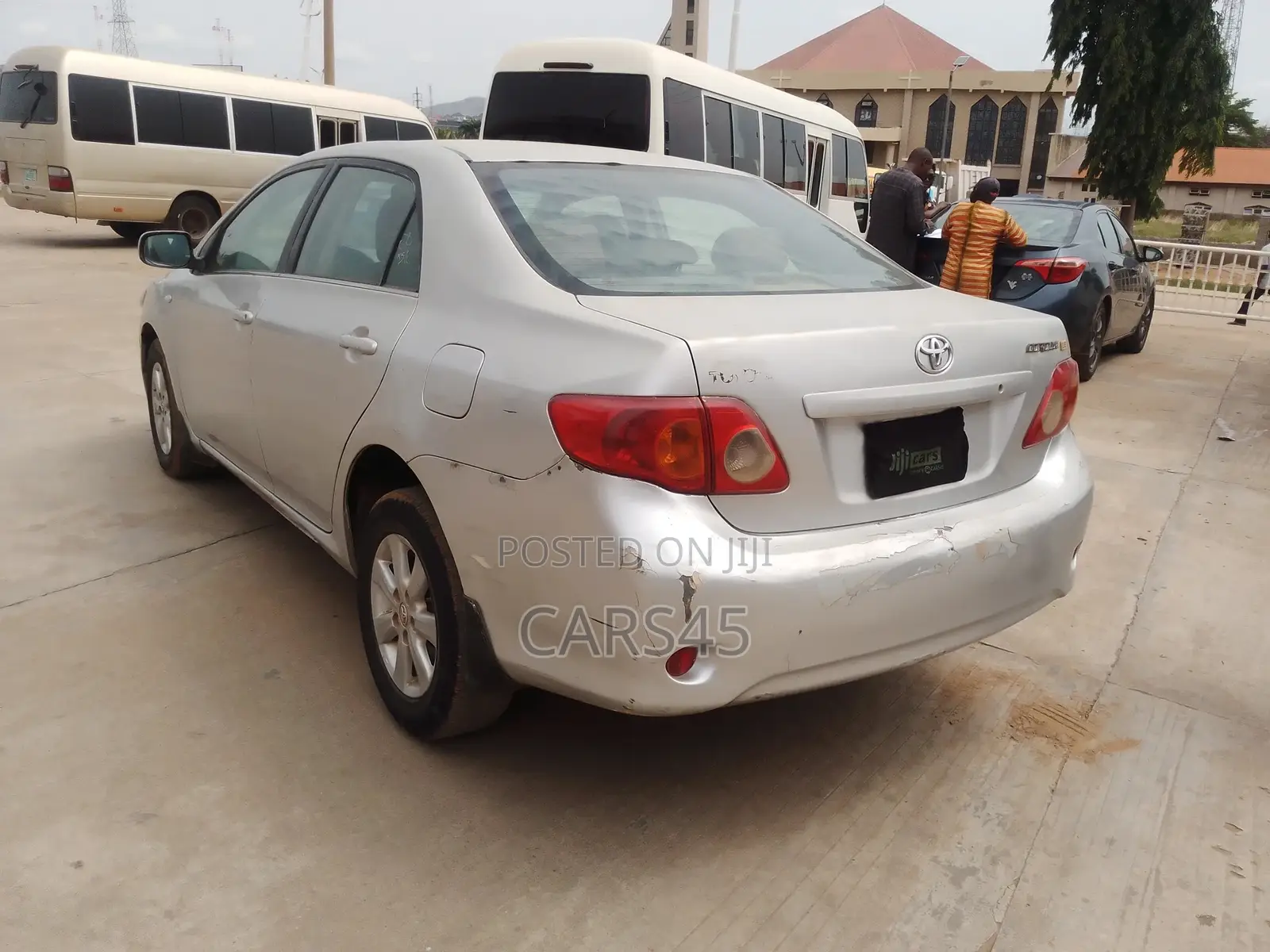 Toyota Corolla 2010 Silver