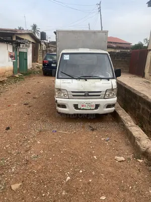 Foton View 2018 White