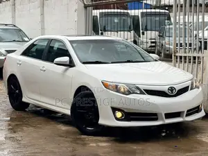 Toyota Camry SE Limited Edition 4dr Sedan (2.5L 4cyl 6A) 2012 White