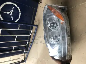 Left Headlight Mercedes Benz Ml350 2013 (W166) Non Charger