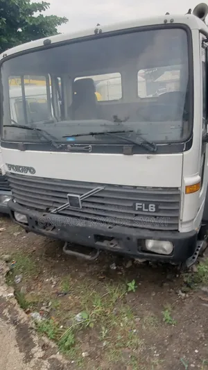 Volvo Cap and Chassis for Sales