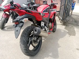 Honda CBR 2018 Red