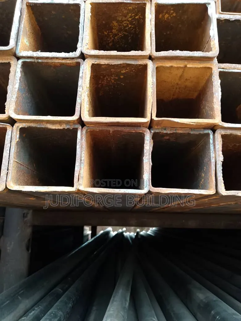 Thick Square Pipes
