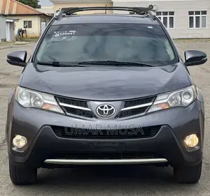 Toyota RAV4 Limited 4dr SUV (2.5L 4cyl 6A) 2015 Gray