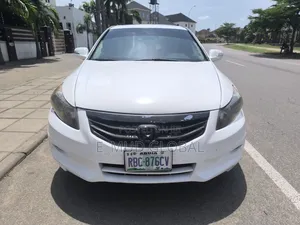 Honda Accord 2.2i-DTEC Automatic 2009 White