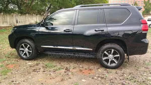 Toyota Land Cruiser Prado 2012 Black