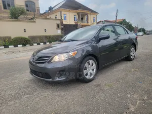 Toyota Corolla LE 4dr Sedan (1.8L 4cyl 4A) 2013 Gray