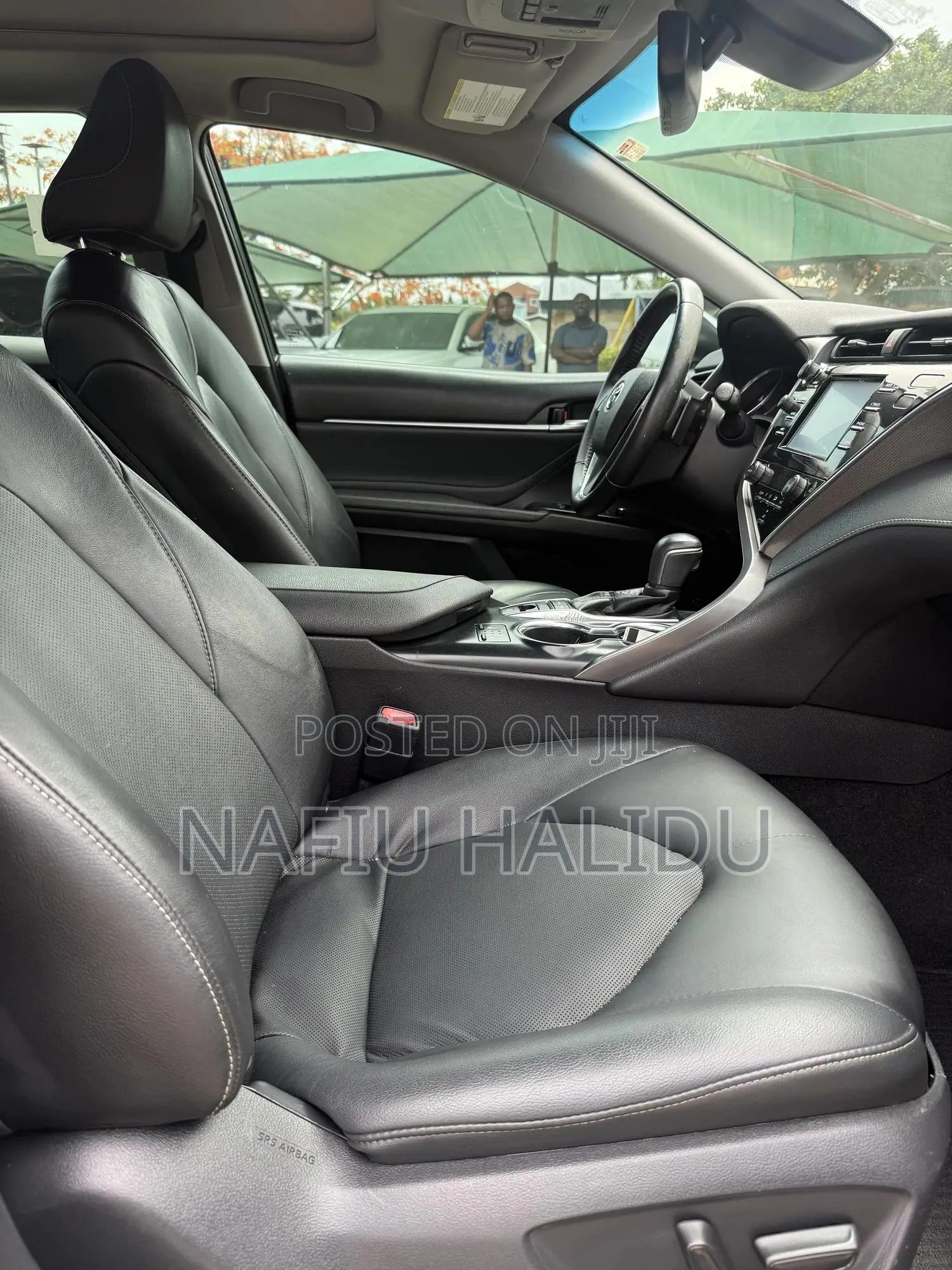Toyota Camry 2018 Silver