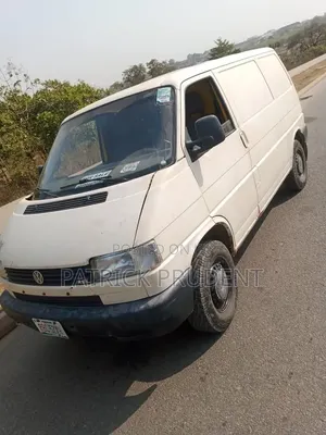 Volkswagen Transporter 2005 White