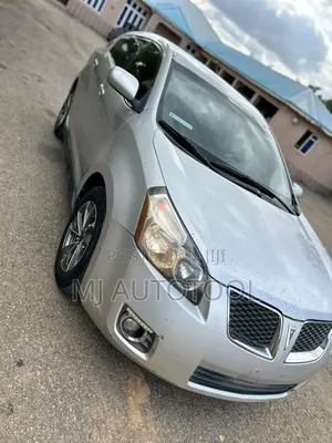 Pontiac Vibe 2.4L 2010 Silver