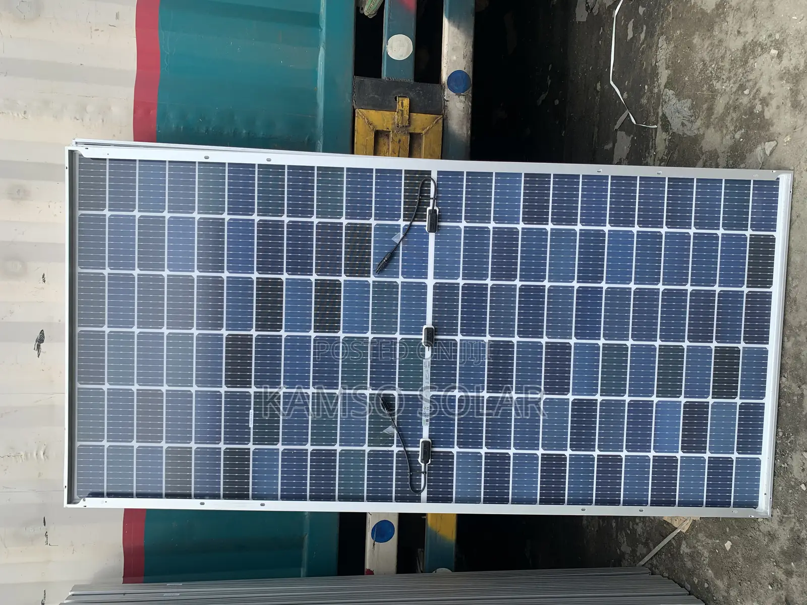 600w Jinko Bifacial Solar Panel
